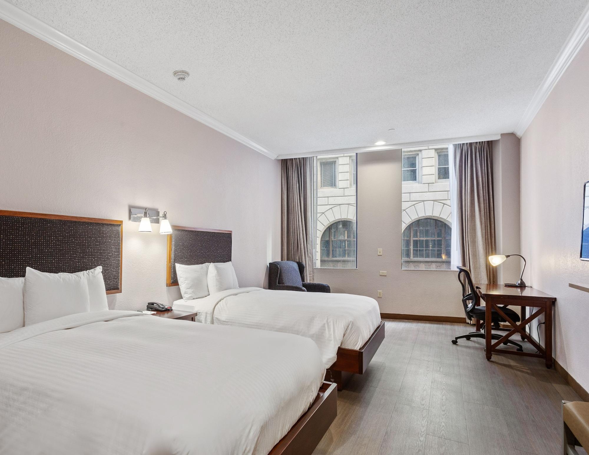 Wyndham Garden Baronne Plaza Hotel Nova Orleães Exterior foto
