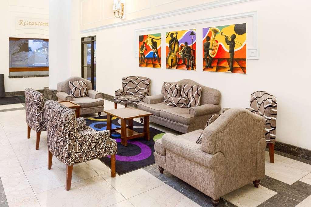Wyndham Garden Baronne Plaza Hotel Nova Orleães Interior foto